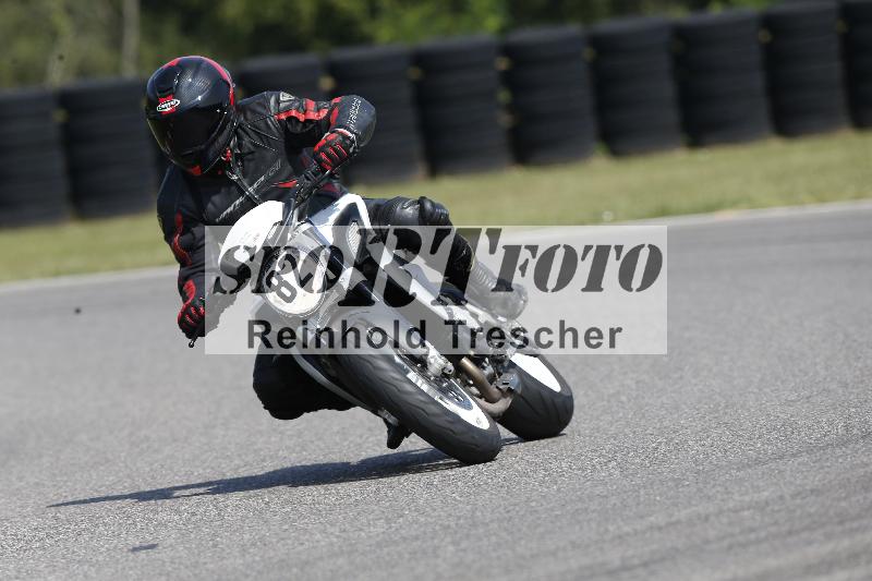 /45 10.08.2025 Plüss Moto Sport ADR/Einsteiger/82